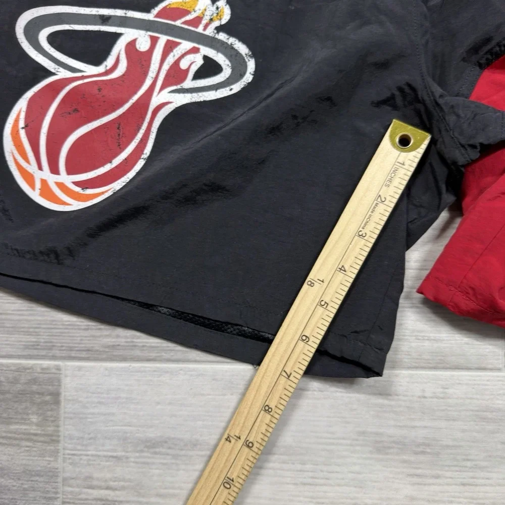 Miami Heat Mitchell & Ness NBA Adult Woven Vintage Logo Shorts Men's Size XL NEW